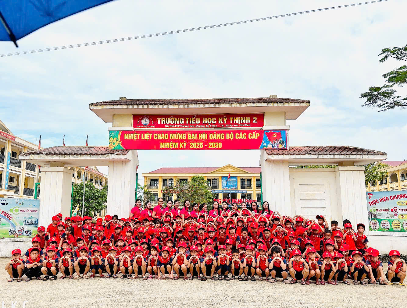 TRƯỜNG MẦM NON KỲ THỊNH – CỤM TRƯỜNG SƠN TỔ CHỨC CHO TRẺ 5 TUỔI THAM QUAN TRƯỜNG TIỂU HỌC KỲ THỊNH II