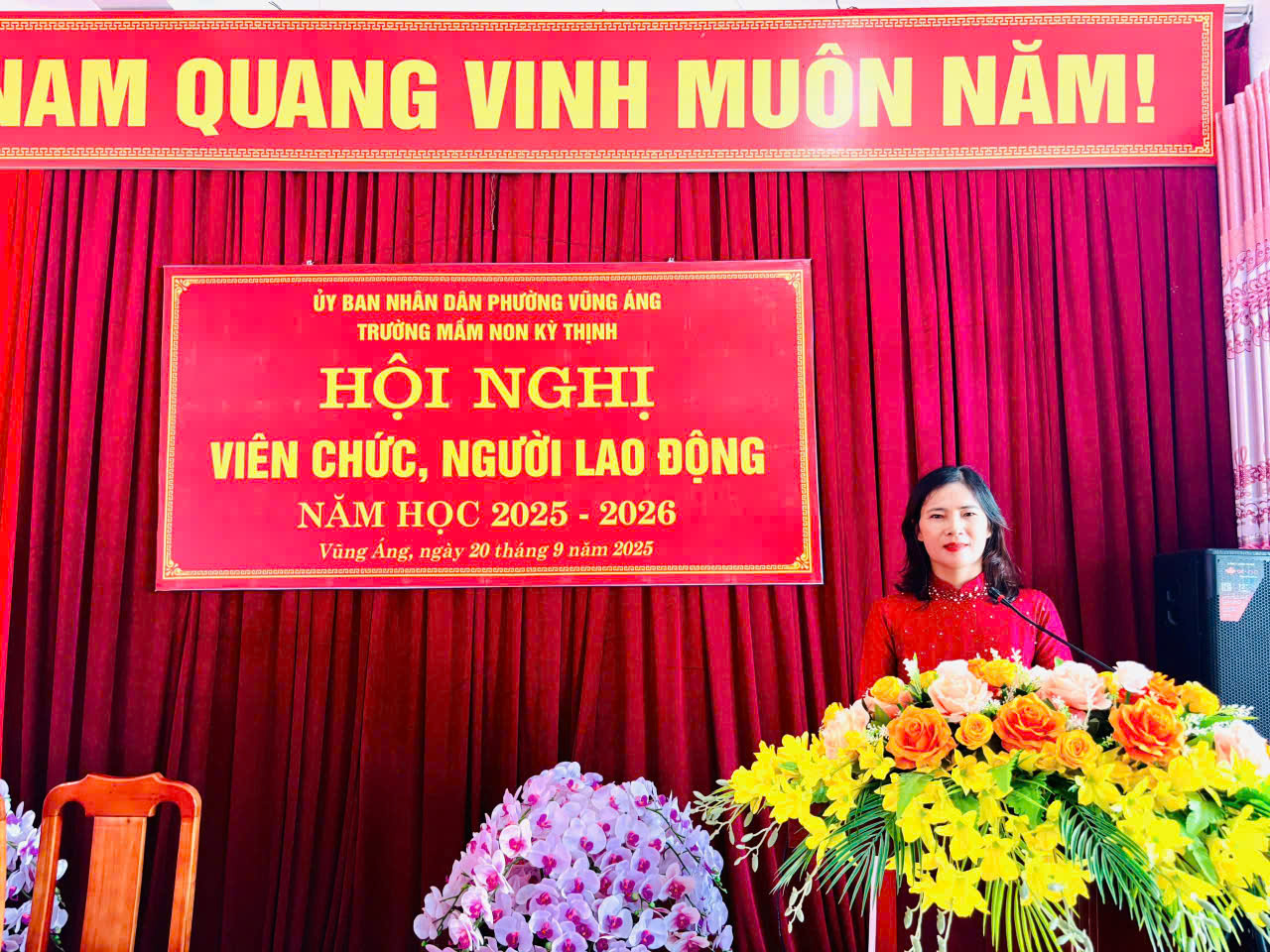 Đ/c Lê Thị Tâm tham luận về bồi dưỡng đội ngũ ứng dụng phương pháp mới, ứng dụng công nghệ IA